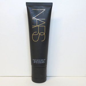 Nars Velvet Matte Skin Tint (spf 30)"ST. Moritz Medium 1"